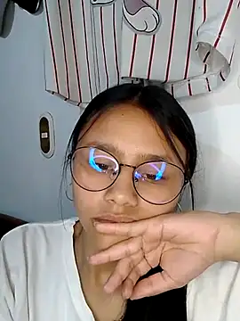 SofieLove 01 online show from March 9, 2026, 7:56 am