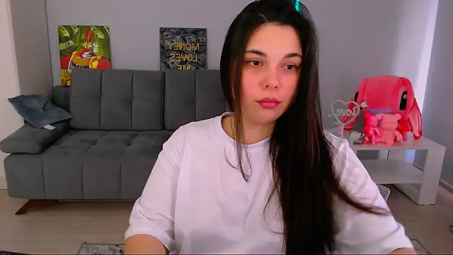 queenofthesense  online show from February 11, 2026, 10:42 am