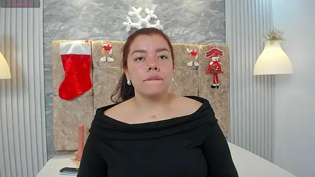 leilapons online show from December 21, 2025, 3:52 pm