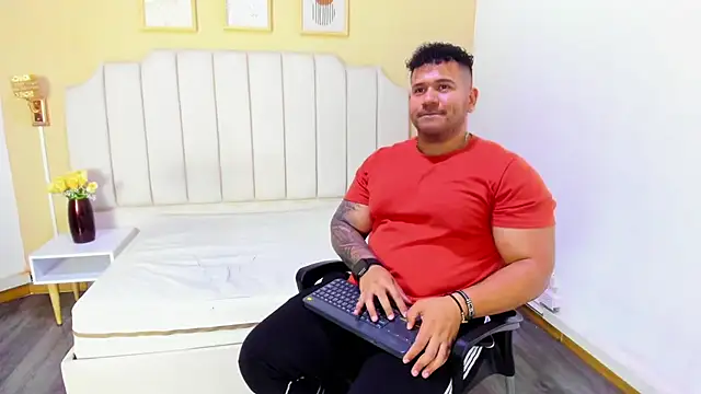 Snapshot of michael_hill1 chatting on October 7, 2025, 8:17 pm michael hill1 online show from October 7, 2025, 8:17 pm