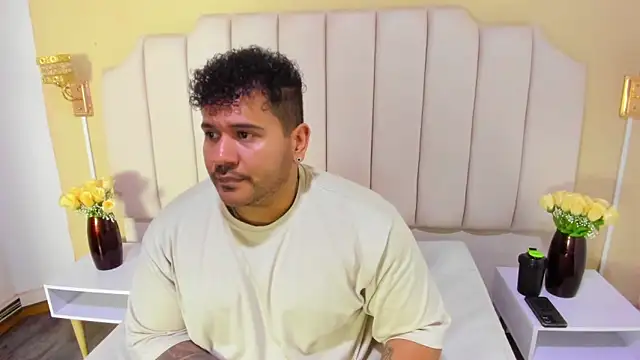 Snapshot of michael_hill1 chatting on October 20, 2025, 5:57 pm michael hill1 online show from October 20, 2025, 5:57 pm