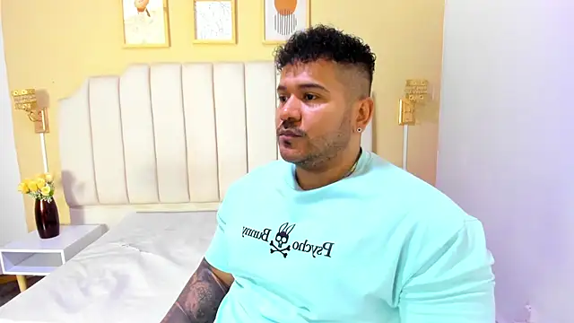 Snapshot of michael_hill1 chatting on October 28, 2025, 8:22 pm michael hill1 online show from October 28, 2025, 8:22 pm