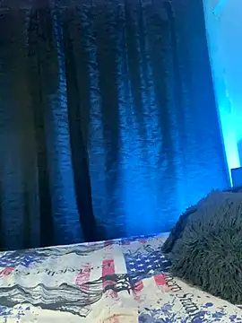 EVAH LEE  online show from October 10, 2025, 3:27 am