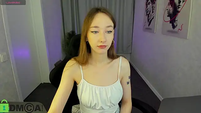 Miche1le Allenne online show from November 11, 2025, 1:05 am