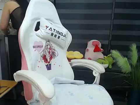 NANA 199k online show from October 30, 2025, 11:55 am