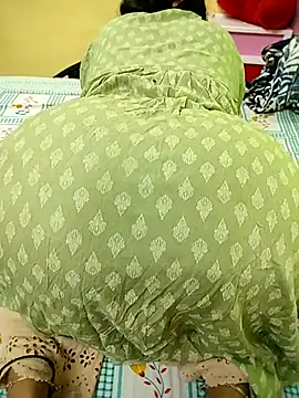 hotti-rashmi online show from November 1, 2025, 8:49 am