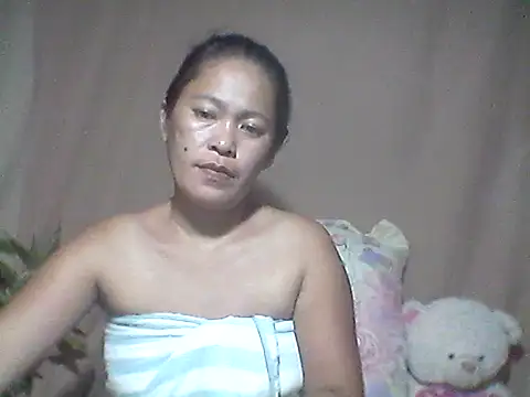 Snapshot of 66pineapple chatting on October 19, 2025, 12:28 pm 66pineapple online show from October 19, 2025, 12:28 pm