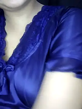 Snapshot of annanya01 chatting on September 30, 2025, 5:18 pm annanya01 online show from September 30, 2025, 5:18 pm