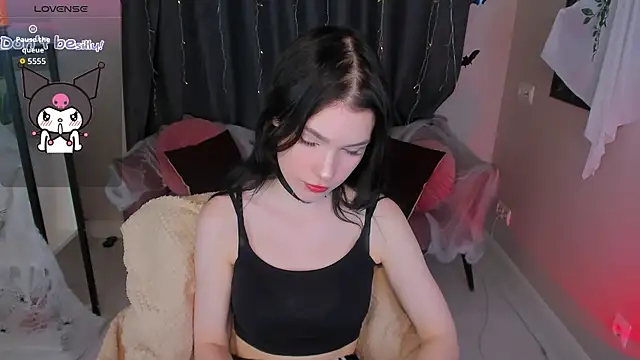 Sophie SkyAngel online show from October 23, 2025, 2:05 pm