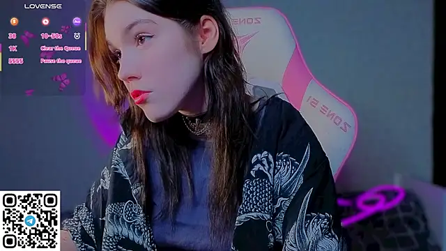 Sophie SkyAngel online show from April 16, 2026, 11:07 pm