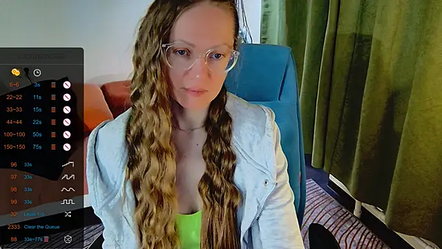 Snapshot of _Goldilocks_ chatting on September 13, 2025, 6:35 am  Goldilocks  online show from September 13, 2025, 6:35 am