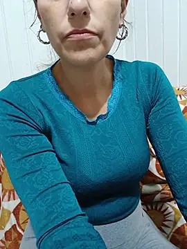 Snapshot of cicinha3657 chatting on May 21, 2026, 3:24 am cicinha3657 online show from May 21, 2026, 3:24 am