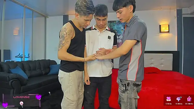 Bisexlifehot   online show from February 6, 2026, 11:08 pm