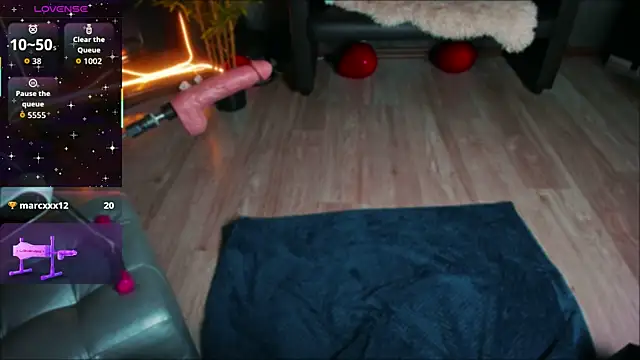 Snapshot of Mira_Fyre chatting on February 13, 2026, 7:32 pm Mira Fyre online show from February 13, 2026, 7:32 pm