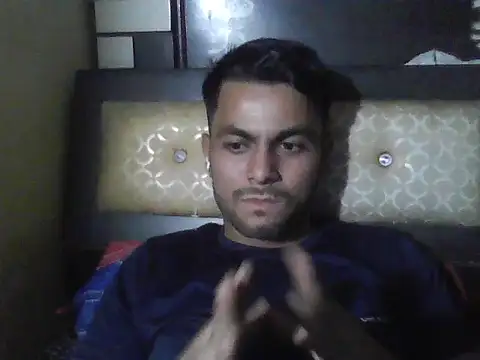 ursdreamperson online show from November 22, 2025, 3:22 pm