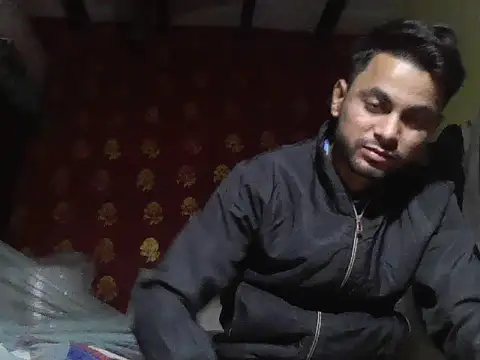 ursdreamperson online show from November 25, 2025, 3:50 am