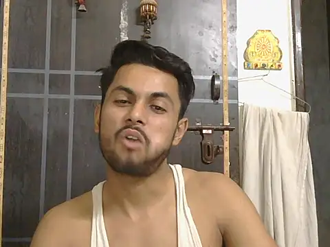 Snapshot of ursdreamperson chatting on May 13, 2026, 1:41 pm ursdreamperson online show from May 13, 2026, 1:41 pm