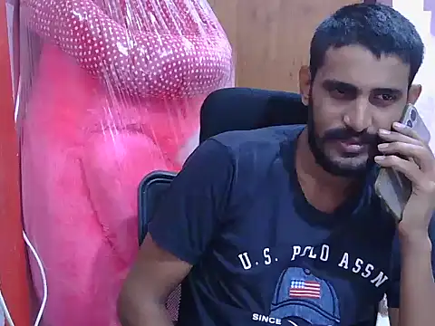 krishjaat43 online show from January 9, 2026, 1:36 pm