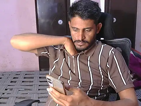 krishjaat43 online show from March 6, 2026, 10:39 pm