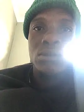 Snapshot of cuminsidebby chatting on October 28, 2025, 5:33 am cuminsidebby online show from October 28, 2025, 5:33 am