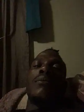 cuminsidebby online show from March 3, 2026, 9:10 pm