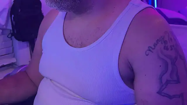 TheGreenEyedBear online show from January 23, 2025, 4:41 am