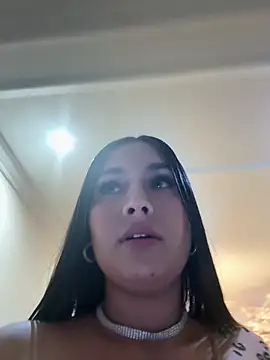 jesse veraa  online show from December 13, 2025, 11:54 pm