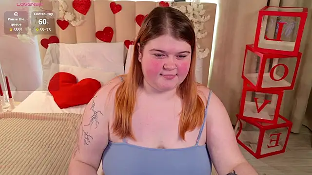 Mia Ray online show from February 17, 2026, 5:41 pm