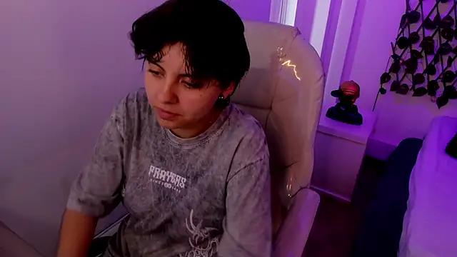 Snapshot of Nathaly_ds chatting on February 5, 2026, 7:18 pm Nathaly ds online show from February 5, 2026, 7:18 pm