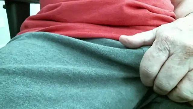 nikgurthaz online show from April 12, 2026, 6:02 pm