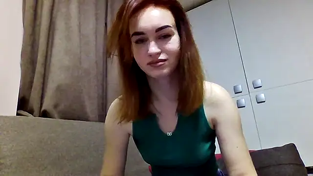 Requellia online show from October 8, 2025, 4:59 pm