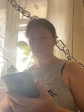 Kiravix online show from September 29, 2025, 7:13 am