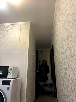 Kiravix online show from November 21, 2025, 11:53 am