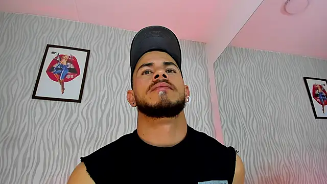 dylan jacobx online show from November 18, 2025, 3:23 am