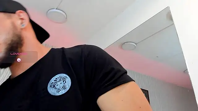 Snapshot of dylan_jacobx chatting on April 27, 2026, 6:06 pm dylan jacobx online show from April 27, 2026, 6:06 pm