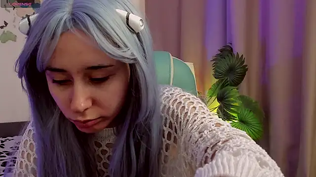 meomeee online show from October 13, 2025, 11:10 am