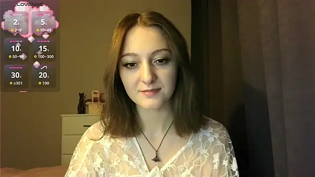 white liillyy online show from November 26, 2025, 5:47 pm