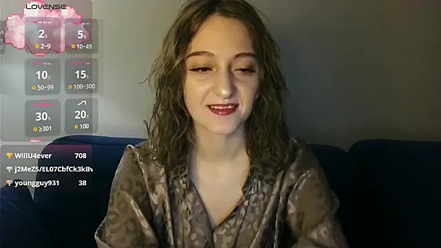 white liillyy online show from December 13, 2025, 11:43 pm