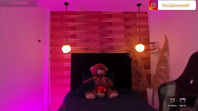 Snapshot of Emily_brown04 chatting on February 2, 2026, 4:06 pm Emily brown04 online show from February 2, 2026, 4:06 pm