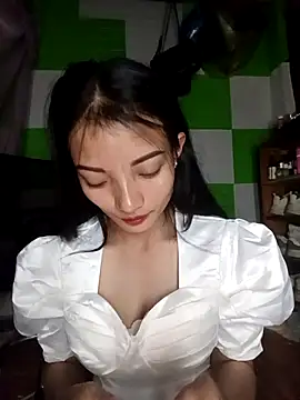 tdtd98 online show from October 15, 2025, 3:45 pm