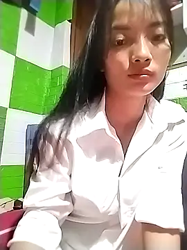 tdtd98 online show from December 22, 2025, 6:27 pm