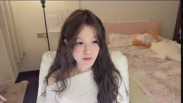 FuFu-puff online show from December 20, 2025, 5:09 pm