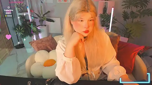 LilithNelson online show from September 28, 2025, 6:13 pm