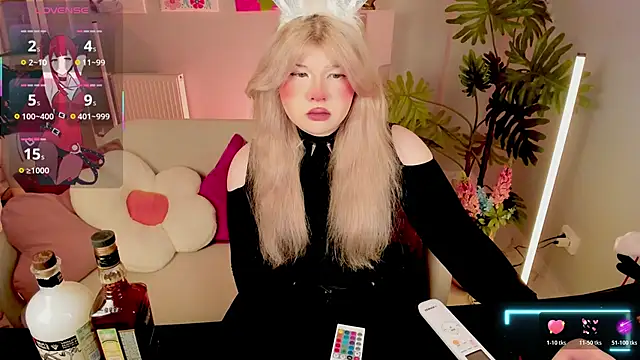 LilithNelson online show from December 3, 2025, 9:13 pm