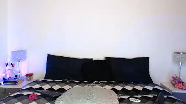 keilysweet online show from March 16, 2026, 5:24 am