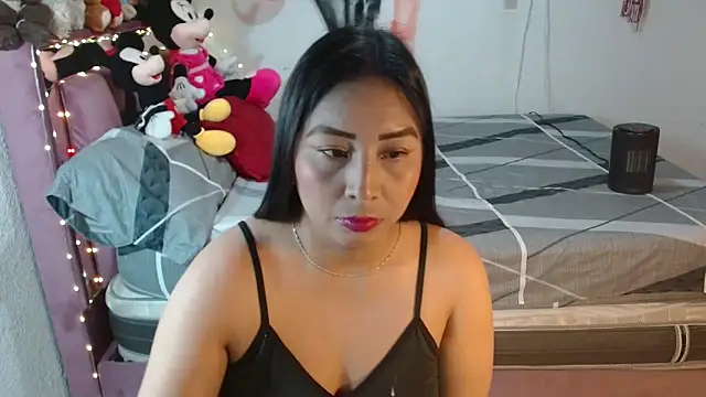 Mariajose202 online show from October 17, 2025, 11:46 am