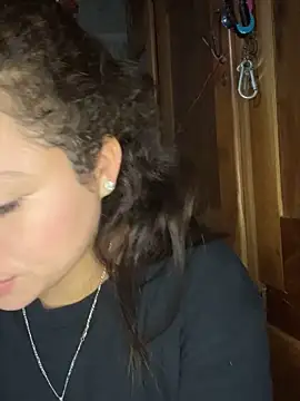 sabrossa online show from April 8, 2026, 4:12 am