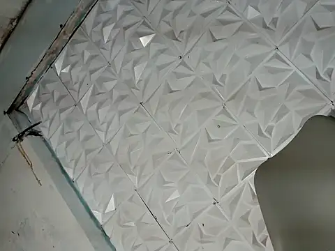 Snapshot of hugecockbabe chatting on February 12, 2026, 5:02 am hugecockbabe online show from February 12, 2026, 5:02 am