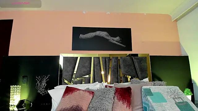 ScarletTorres online show from December 18, 2025, 6:36 pm