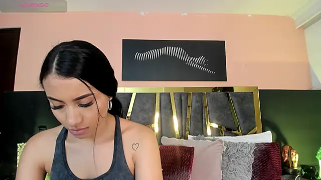 ScarletTorres online show from December 20, 2025, 3:08 pm